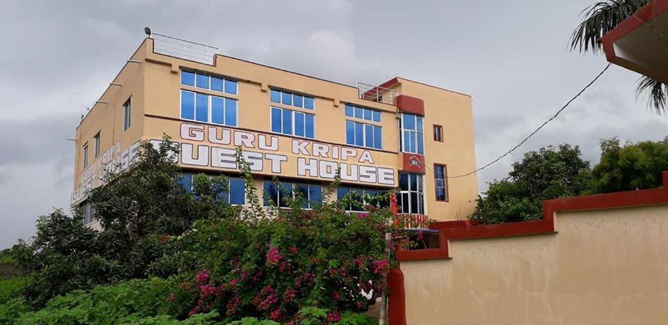 Hotel Guru Kripa Jamshedpur Exteriör bild