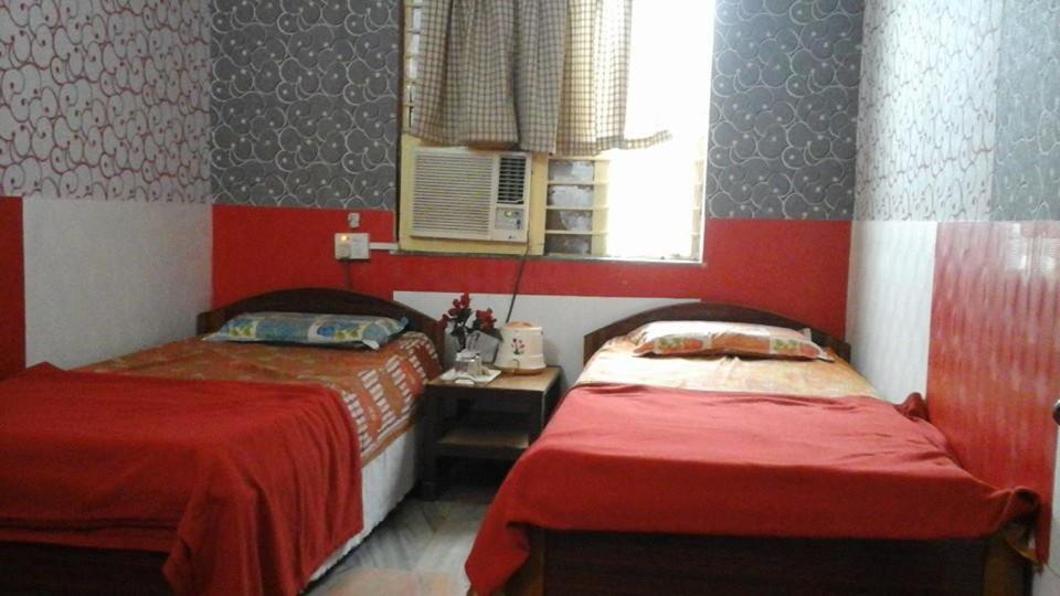 Hotel Guru Kripa Jamshedpur Exteriör bild